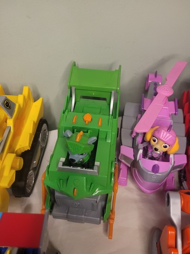 Paw Patrol Rescue Knights Transforming Vehicles & Figures Complete Set bundle - Picture 7 of 18