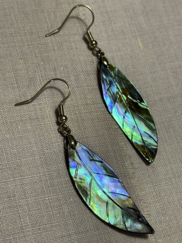Gorgeous Abalone Shell Leaf Shape Earrings So Beautiful!  Shimmery, dangle drop  - Picture 2 of 10