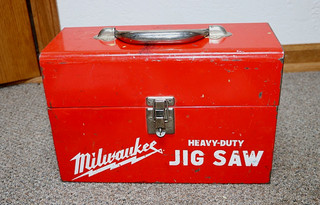 VINTAGE MILWAUKEE TOOL EMPTY METAL JIG SAW TOOL CARRY CASE W/MANUAL/BLADES