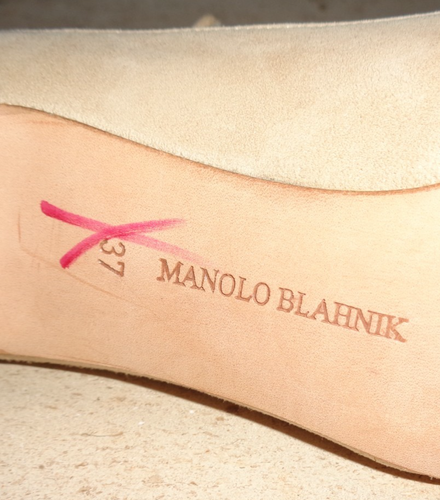 IMPRESIONANTES, NUEVOS $1,065 MANOLO BLAHNIK BEIGE GAMUZA CORDONES 'ROGUSTTA' TACONES - Imagen 11 de 11