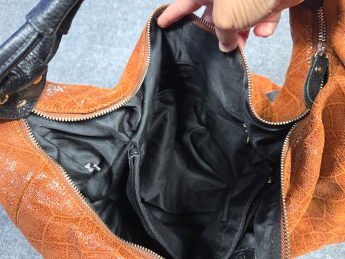 Lola Bernard Hobo Bag braun Leder Kroko-Prägung Medium Handtasche schwarz Innenfutter - Bild 9 von 13