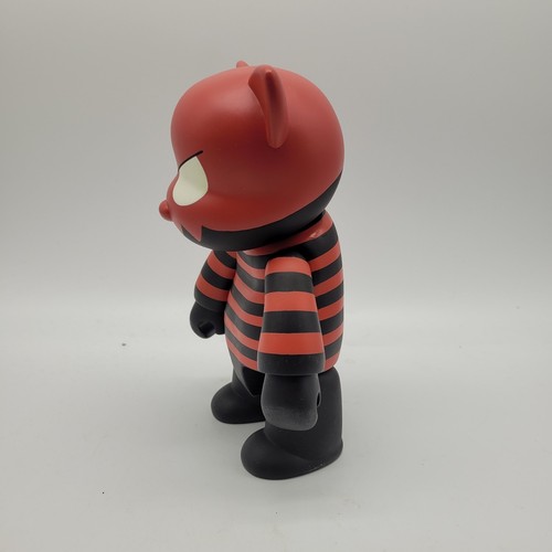 2003 Rare Toy2R 8" Qee Bear Vinyl Black & Red Freddy Cat - Picture 2 of 7
