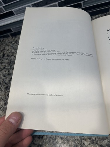 Alice's Restaurant Cookbook 1969 First Edition Fourth printing - Picture 4 of 6