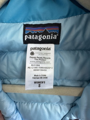 Patagonia Women’s Nano Puff Jacket Turquoise Size: Small NWT - Picture 3 of 3