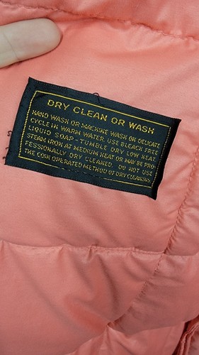 Vintage EDDIE BAUER trapuntato piumino d'oca accappatoio/cappotto casa cintura corallo taglia L - Foto 9 di 12