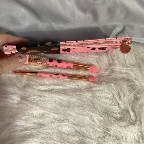Revolution X Disney Minnie set spazzole per mouse in borsa da viaggio cosmetica rosa nuova con etichette 12 - Foto 6 di 8