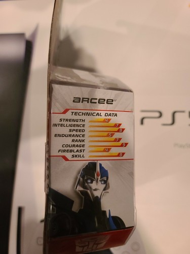Transformers PRIME ROBOTS IN DISGUISE AUTOBOT ARCEE 2012 New - Picture 4 of 6