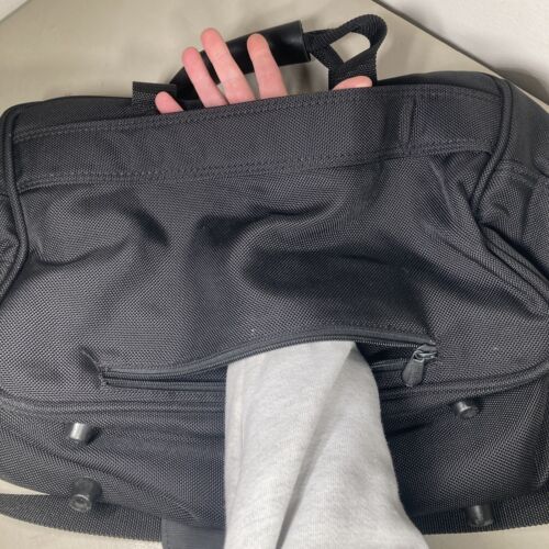Briggs & Riley Travelware 17"x 11" Laptop Bag Black W Shoulder Strap - Picture 7 of 14