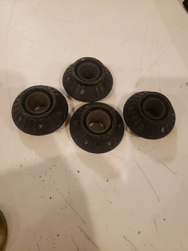 FOR Volvo 940 740 Front Left&Right Control Arm Stay Bushings MTC 4X 6819057