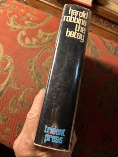 Harold Robbins *THE BETSY* HC/DJ 1st Edition 1971 - Picture 3 of 15