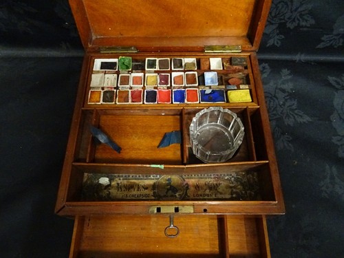 ANTIQUE REEVES & SONS ARTISTS WATERCOLOUR PAINT BOX - Picture 2 of 12
