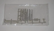 MOEBIUS 1965 FORD CUSTOM CAB  1234 ⭐PARTS⭐ CYLINDER HEADS+FAN+MORE 1:25
