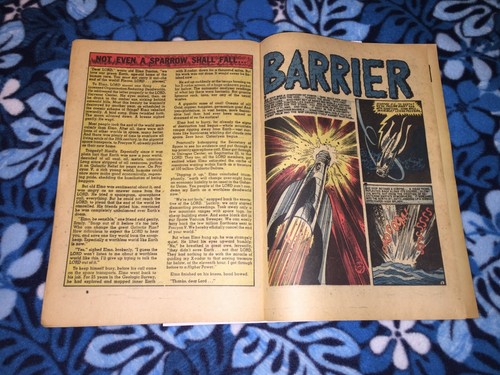 Incredible Science Fiction #30. very clean nice copy. EC for me see? - Picture 6 of 9