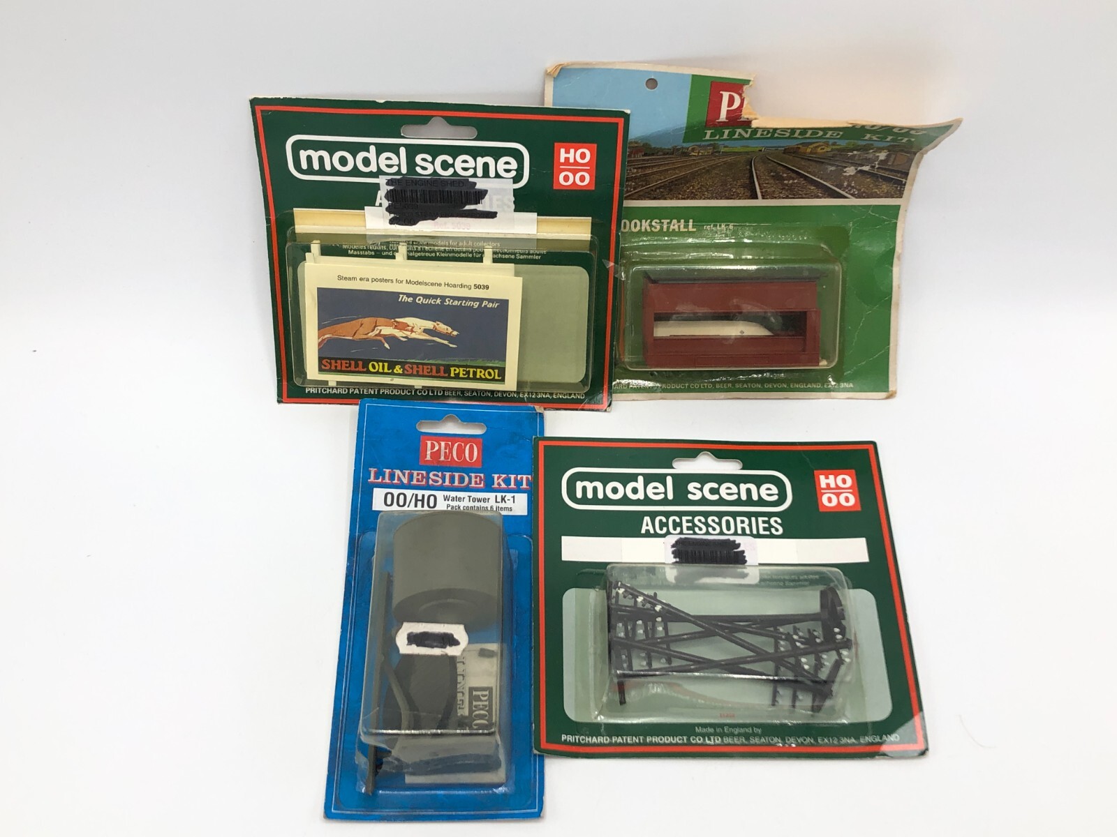 Peco Model Scene OO Gauge Scale Water Tower Bookstall Hoarding Telegraph Poles