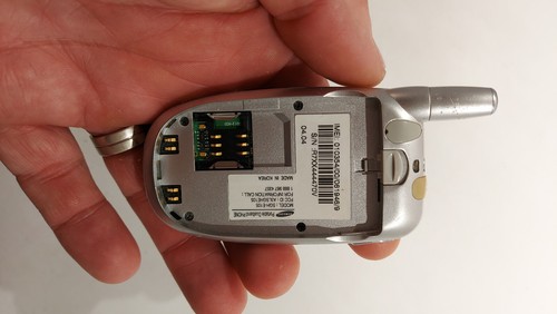 1452.Samsung SGH-E105 Very Rare - For Collectors - Unlocked - Batt Dead - Zdjęcie 9 z 10