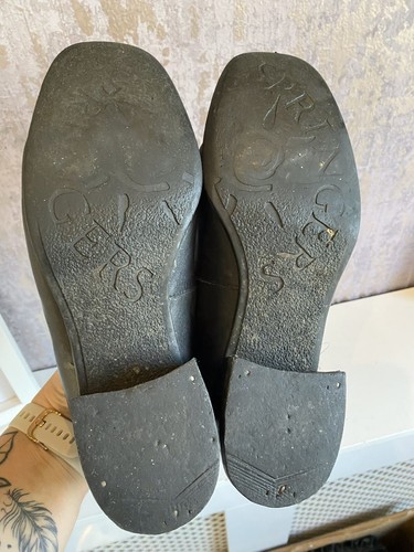 Clarks Springers Zapatos de Corte de Cuero Negro Punta Cuadrada Sin Cordones Reino Unido 5 Tacones - Imagen 12 de 12
