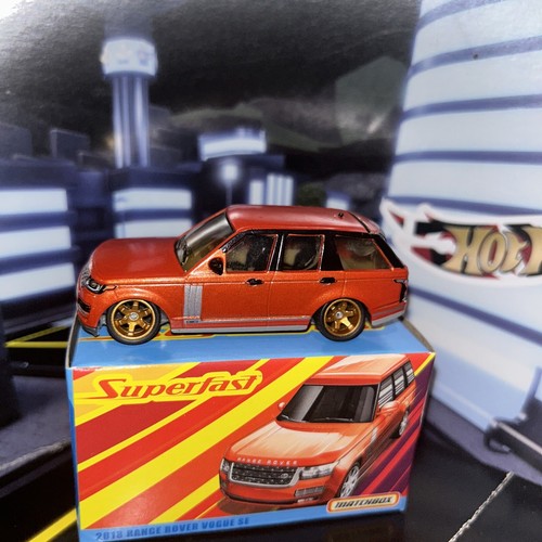 MATCHBOX 2020 SUPERFAST 2018 RANGE ROVER VOGUE SE /modified Negative Camber - Picture 12 of 13