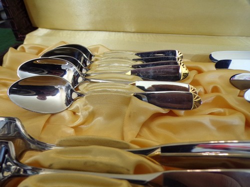 WMF Modell PRISMA GOLD Tafelbesteck für 6 Personen 30 Teile in Cromargan TOP - Bild 2 von 12