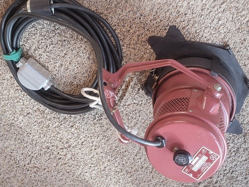 Mole Richardson Mickey Mole Type 4081 1000W w Barndoors & Adapter Nice Zoom Lite - Picture 5 of 18