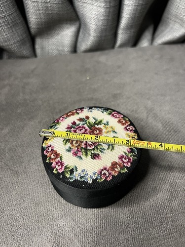 Embroidered Petit Point Floral Top Satin Lined Jewelry Box Mirror Round 3.5” - Picture 8 of 9