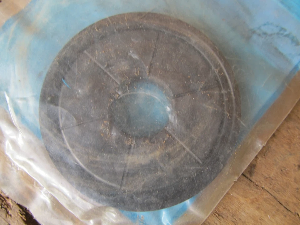 Suspensión de cojinete delantero NOS 81 85 Ford EXP Escort Mercury Lynx LN7 E1FZ-3B455-B Foto 2 de 2