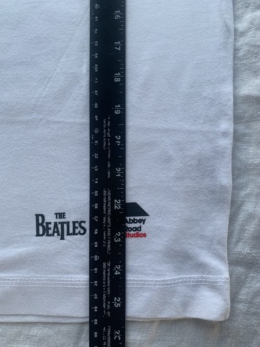 NWT Abbey Road Studios 1969 The Beatles T-shirt (37" Chest) (25.5"L) Overized XS - Picture 4 of 7