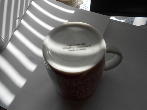 Keep Calm And Be Lovely - CROWN Pink Tea Mug Cup - Picture 3 of 5