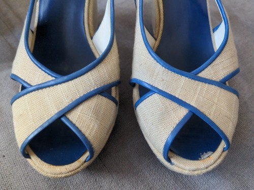 NINE WEST Designer Ivory/Blue Canvas Wedges Size 6, W8 - Picture 3 of 10