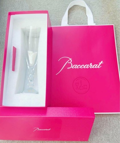 Baccarat Vega Flute Champagne Glass Crystal clear with Initials Made In France - Picture 2 of 3
