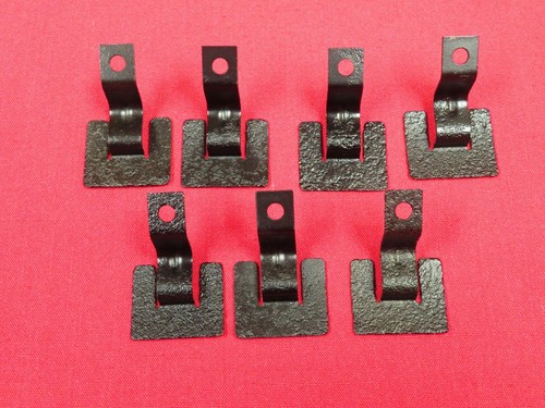 69 70 Mustang Shelby Cougar Lower Windshield Molding Retainer Clips - Bild 2 von 2
