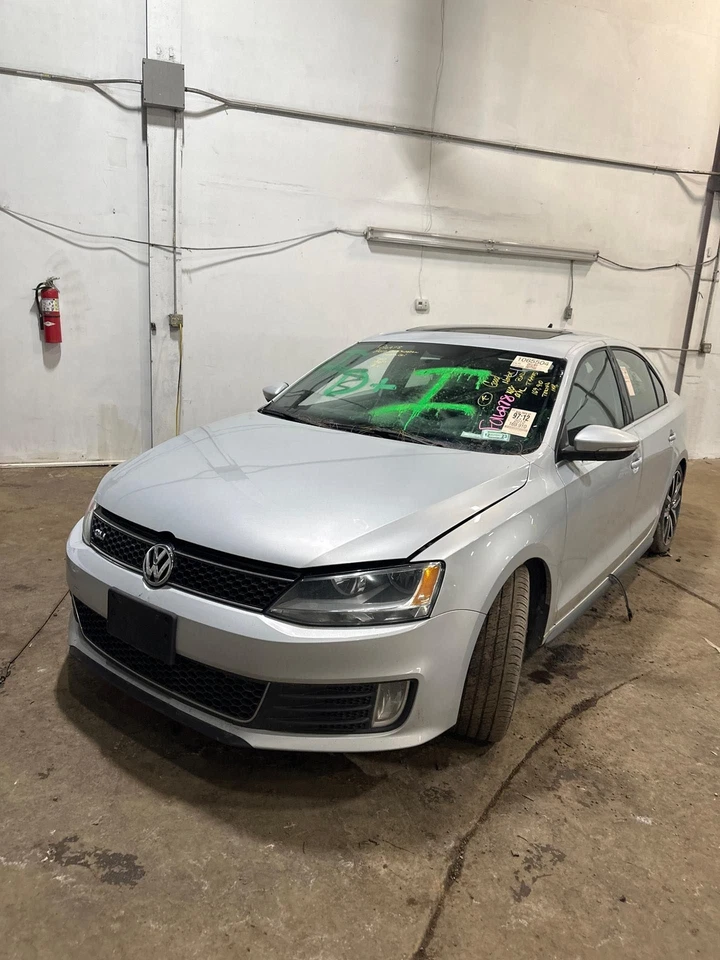 Compresor de aire acondicionado usado se adapta a: Volkswagen Jetta gli 2.0 2012 grado A Foto 3 de 4