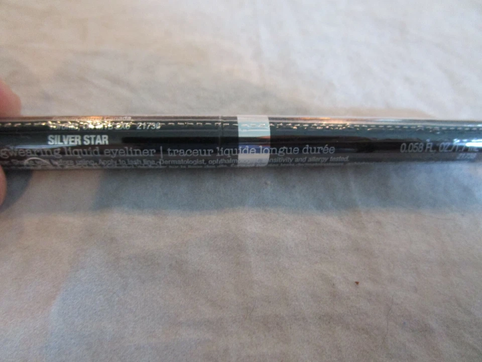 BeautiControl Longwearing Liquid Eyeliner Eye Liner Silver Star Brand New - Image 2 of 2
