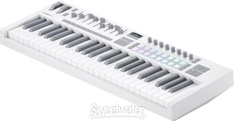 Novation Launchkey 49 MK4 49-key Keyboard Controller - White - Image 4 of 4