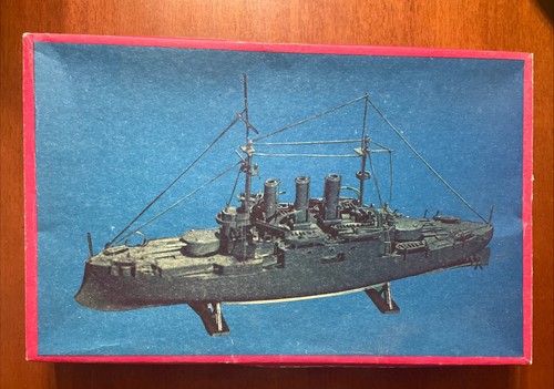 Black Sea Battleship Potempkin - Ogonek Maßstab 1:400 unmontierter Bausatz - Bild 1 von 6