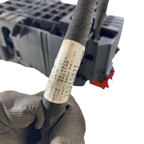Chevrolet Malibu Fuse Box 84542278 1.5 Petrol 122kw 2020 28182249 - Picture 7 of 10