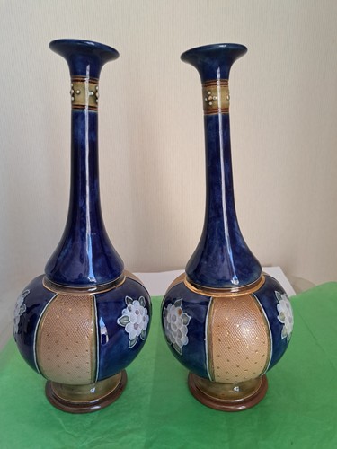 A Pair Of Royal Doulton Antique Vases. - Picture 4 of 12