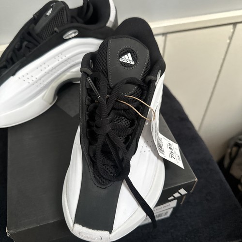 NUOVISSIME scarpe da basket Adidas Nova Infinity Kobe da uomo bianco/nero IH2667 - Foto 4 di 19