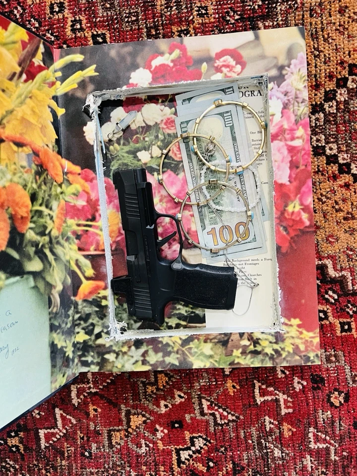 Vintage Hollow Book Safe – Secret Storage Compartment Diversion Stash Box Décor - Image 3 of 4