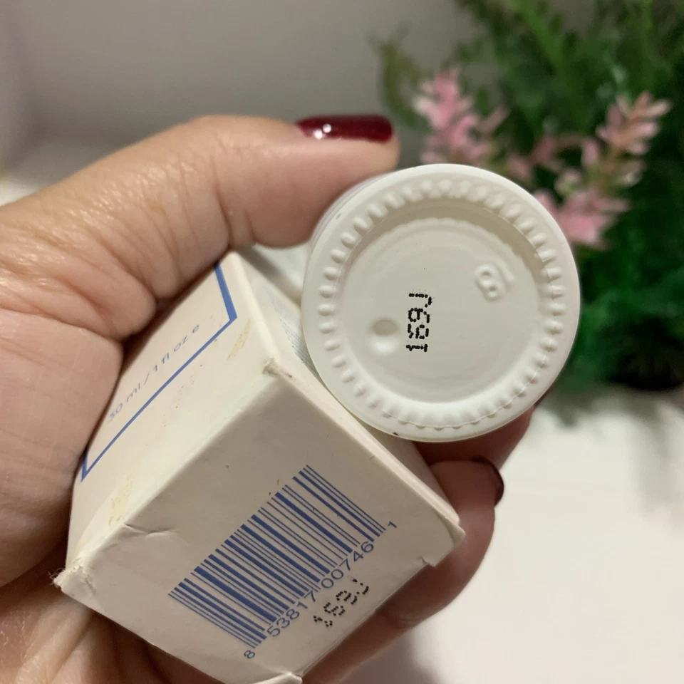 Suero reponedor de humedad Farsali Prive Quench 1 oz nuevo en caja Foto 2 de 2