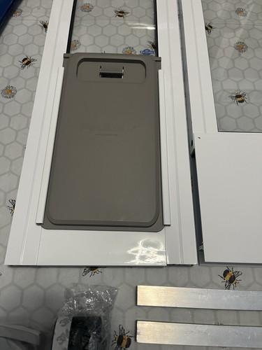 PetSafe Sliding Glass Pet Door Insert No Cutting Diy Installation, Small PPA11 - Picture 19 of 24