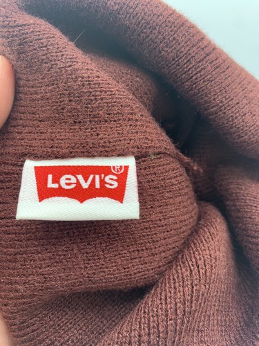 Gorro Levis con puños para hombre granate elástico acanalado tejido logotipo talla única - Imagen 4 de 5