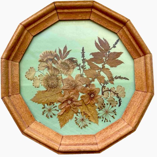 Octagon Framed Dried Flowers Handmade Russia 1993 Vintage Uglich - Picture 1 of 3
