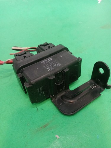 1998 - 2005 Lexus Jzs160 GD300 Running Light Relay Module  82841-24010 OEM - Picture 5 of 7
