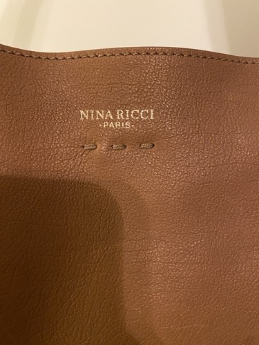 Authentic NINA RICCI Large Leather Tote w/  Pouch Brown - Picture 6 of 20