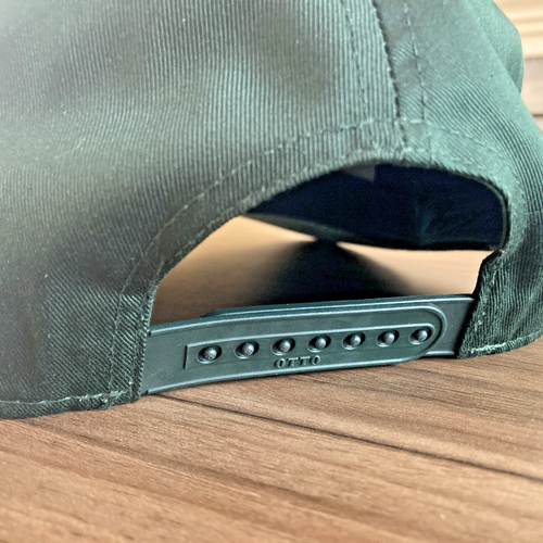 Powers Irish Whiskey Truckers Hat. Green embroidered BRAND NEW - Picture 3 of 4