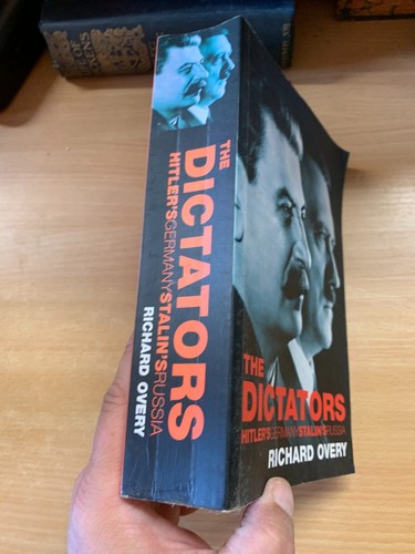 2004 "THE DICTATORS" HITLER'S GERMANY STALIN'S RUSSIA 1.4kg PAPERBACK BOOK (P7) - Picture 2 of 21