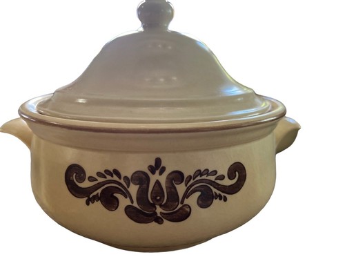 Pfaltzgraff Village Cream Floral Cups Plates Bowls Server Gravy Casserole Butter - Picture 3 of 40