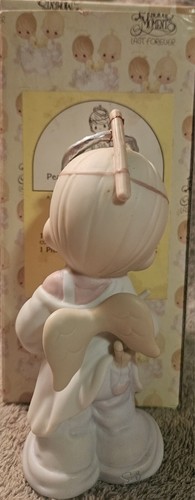 Precious Moments Peace On Earth....Anyway 1996 Annual Edition 183342 - Picture 3 of 6