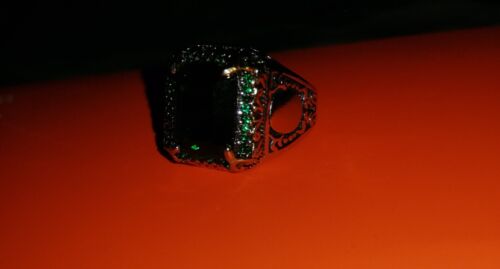 Men's Gold Silver Stainless Steel Green Gemstone Ring - 11 - Picture 5 of 7