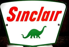 SINCLAIR DINOSAUR SIGN  PORCELAIN COLLECTIBLE, RUSTIC, ADVERTISING 
